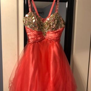 Short prom/graduation dress